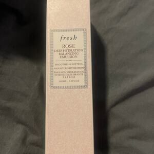 fresh rose deep hydration balancing emulsion